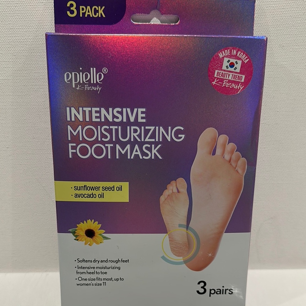 Epielle K-Beauty Intensive Moisturizing Foot Mask W/Sunflower Seed Oil.